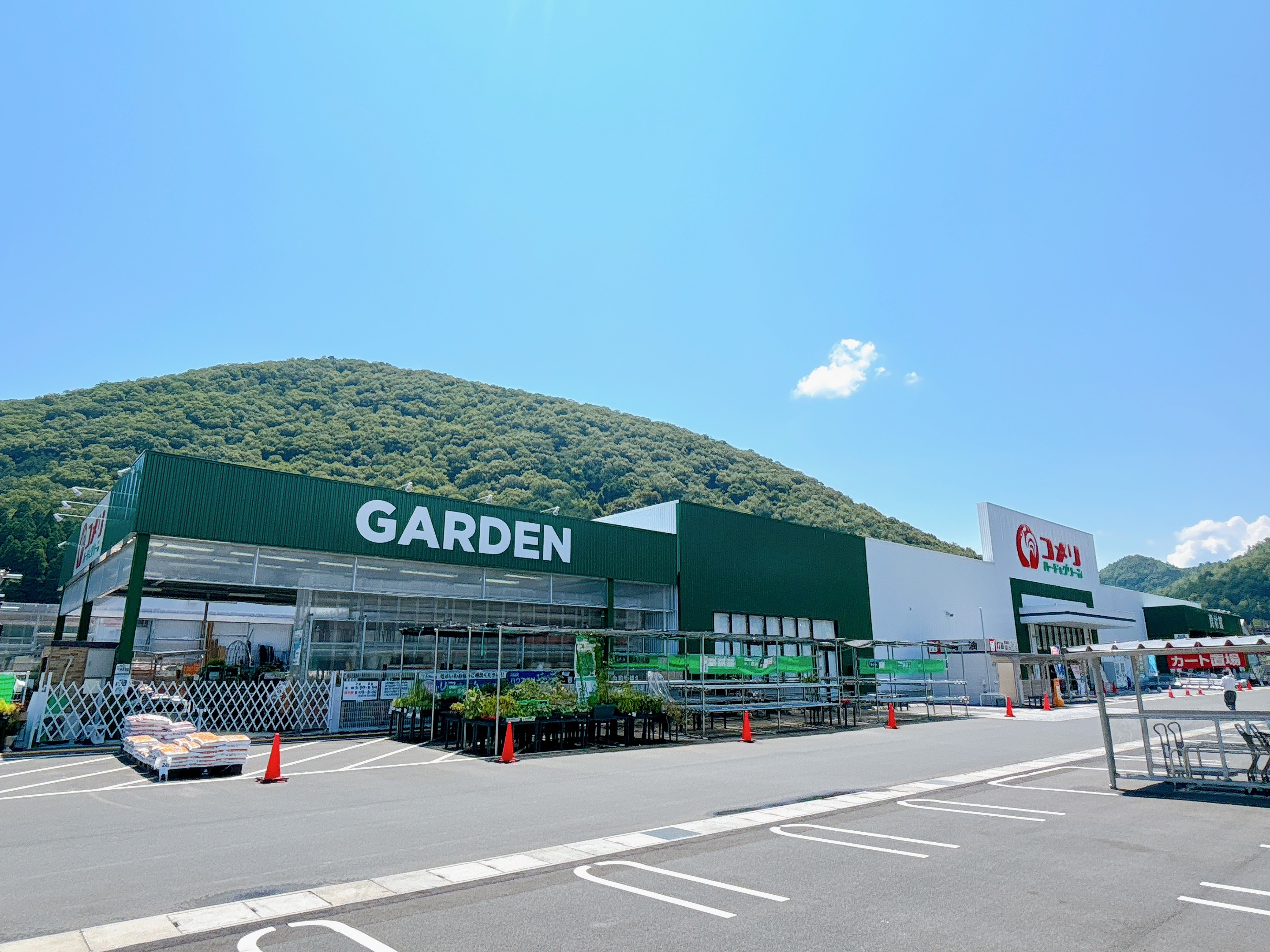 コメリハード&グリーン京丹波店
